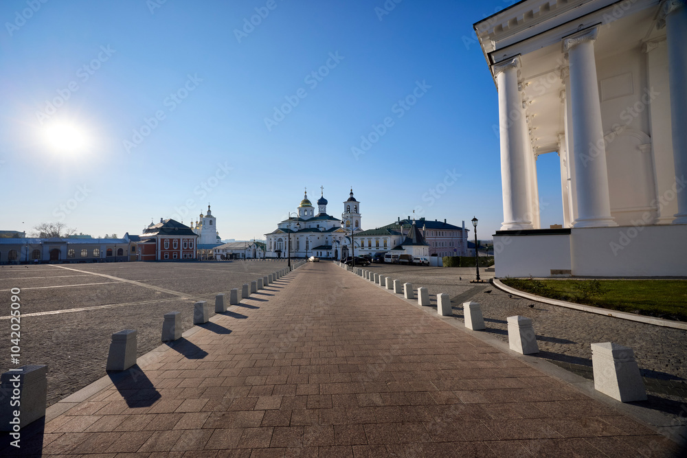 Obraz premium Epiphany Church at Nikolaevsky Arzamas Monastery, Cathedral Square