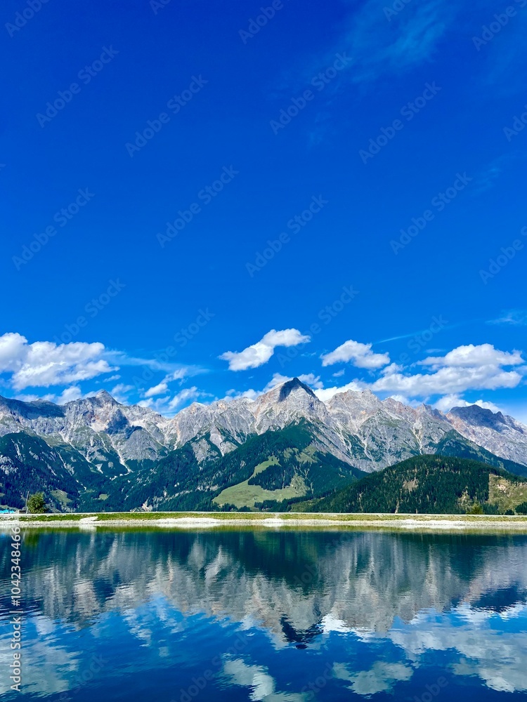 Fototapeta premium lake and blue sky