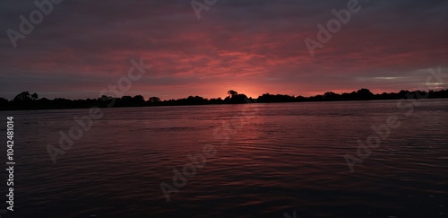 Atardecer sobre el Río Paraguay photo