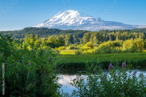 Canvas Print lake in the mountains