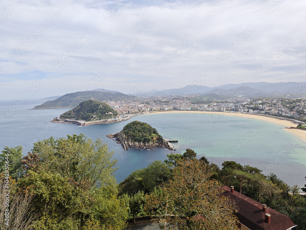 Naklejka premium The panorama of San Sebastian Donostia from the mountain Igueldo, Basque Country, Spain