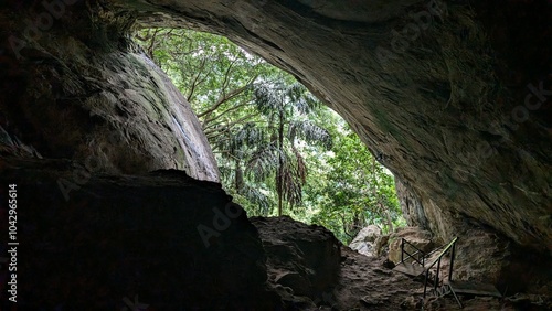Ravana's Cave in Ella, Sri Lanka