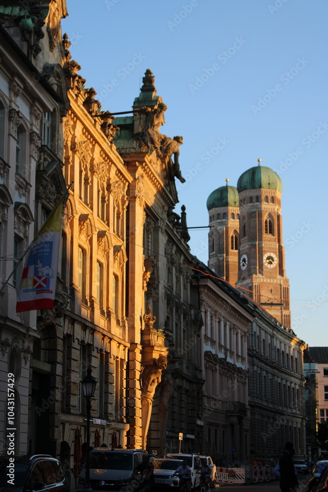 Fototapeta premium Frauenkirche at Dusk