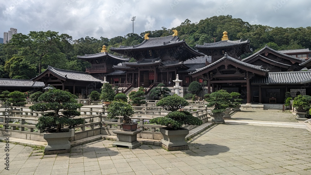Chi Lin Nunnery, a large Buddhist temple complex located in Diamond Hill, Kowloon, Hong Kong Chi Lin Nunnery, a large Buddhist temple complex located in Diamond Hill, Kowloon, Hong Kong