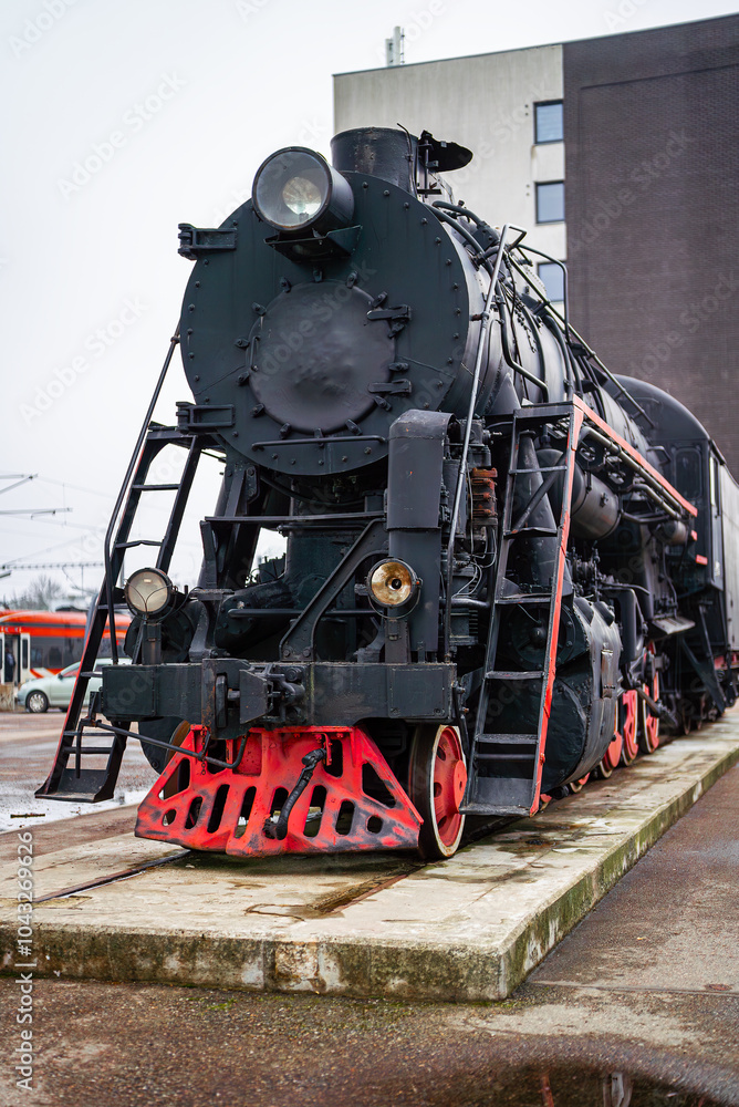 Fototapeta premium Soviet old steam locomotive class L.