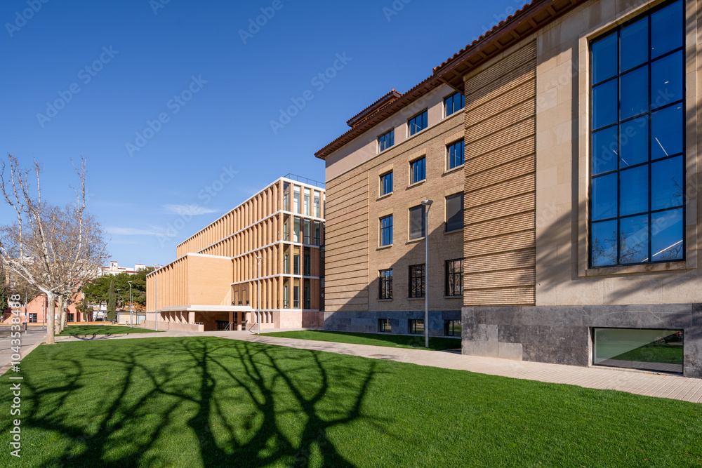 Obraz premium Modern university campus with innovative architecture