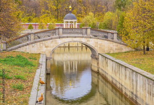 Bridge and rotunda chapel in Rogozhskaya Sloboda photo