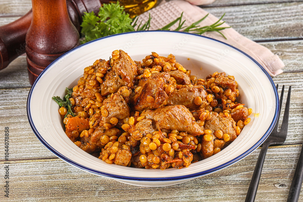 Rasted chicken meat with ptitim Rasted chicken meat with ptitim