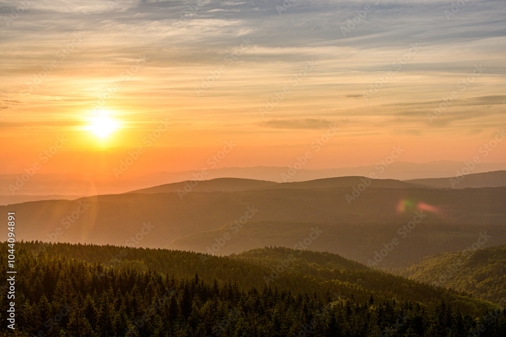 Fototapeta premium sunrise over the mountains