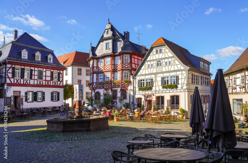 Historisches Heppenheim an der Bergstrasse, Hessen, Marktplatz und Rathaus photo