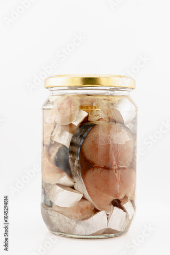 Salted bonito marinated in oil