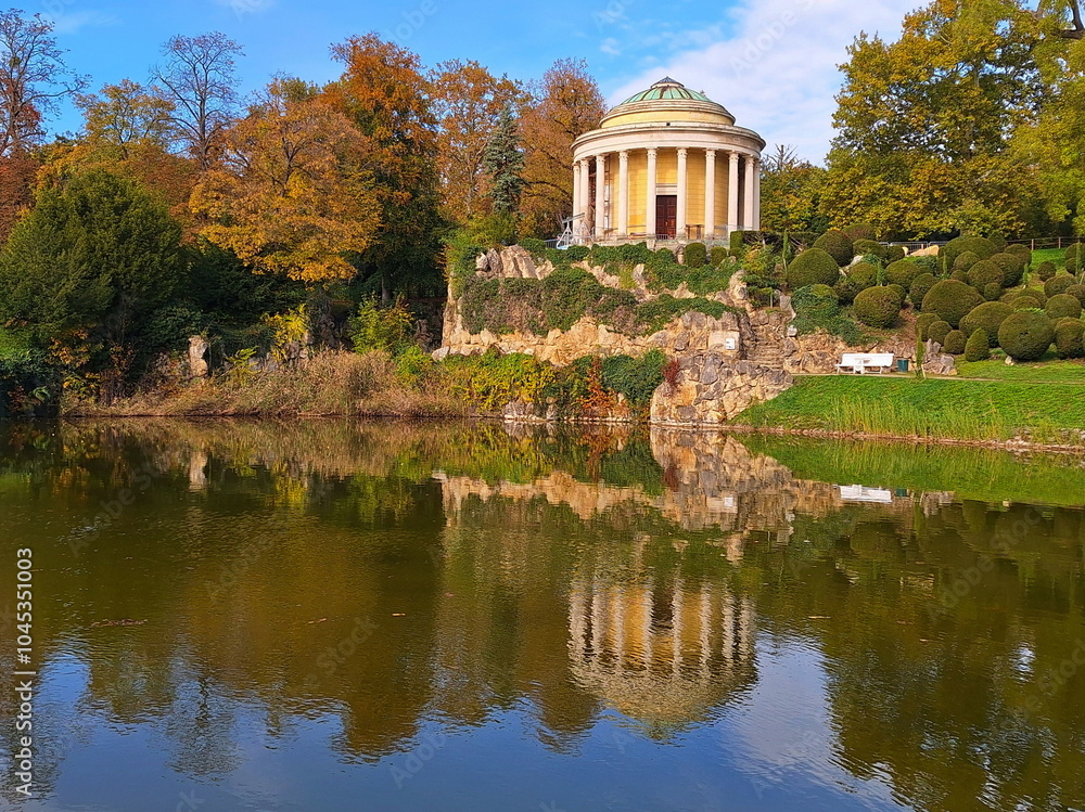 Leopoldinentempel at the pond Leopoldinenteich in castle garden Esterhazy,Eisenstadt,Burgenland,Austria,Europe
Leopoldinentempel at the pond Leopoldinenteich in castle garden Esterhazy,Eisenstadt,Burgenland,Austria,Europe