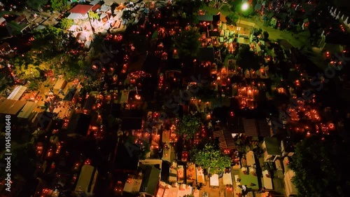 Panteón en día de Muertos  festividad mexicana del 2 de noviembre