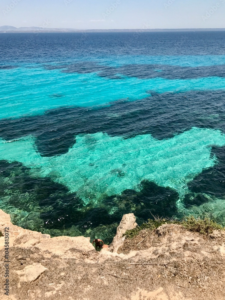 Obraz premium Stunning Coastal Landscape of Cala Bue Marino, Italy