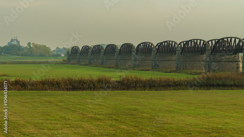 Dömitzer Eisenbahnbrücke photo