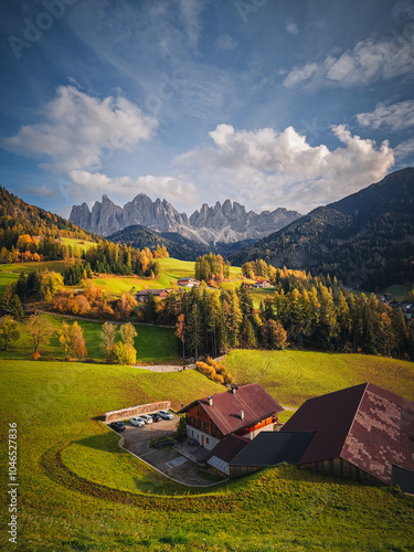 Wallpaper Mural Geissler - Val di Funes Dolomiten Torontodigital.ca