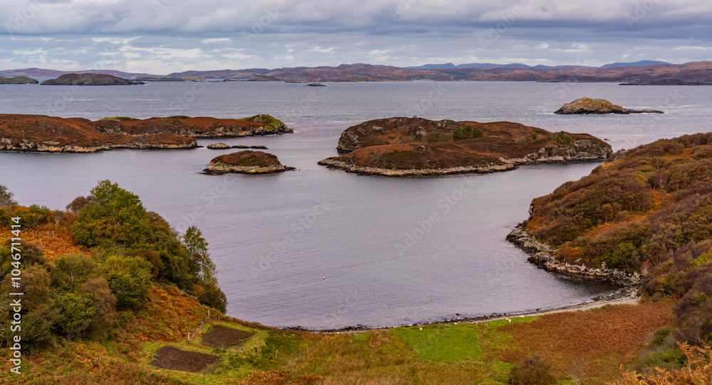 Obraz premium Travelling around the NC500 route in the North Coast of Scotland