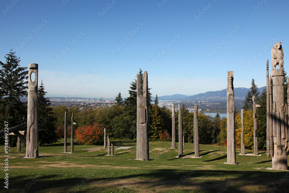 Fototapeta premium Totem poles on Burnaby Mountain, Vancouver, BC Canada