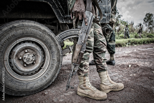 Konstfotografi Artisanal Coltan - manganese - cobalt mining in Mudere mine under control of Nyatura militia, town of Rubaya, North Kivu region (Democratic Republic of Congo, Africa)