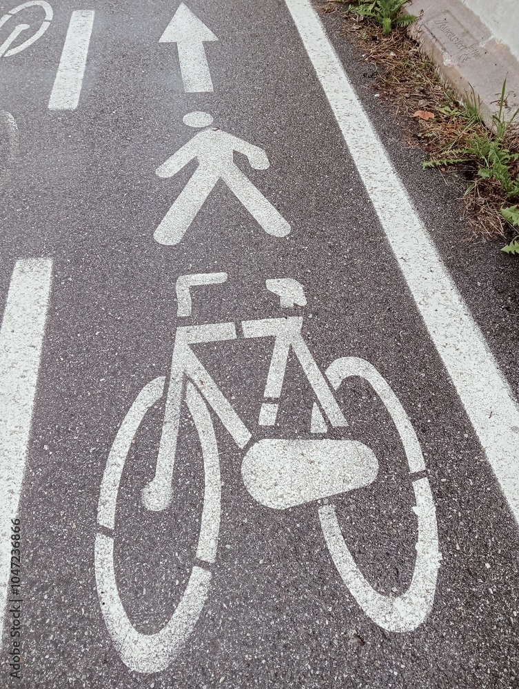 bicycle lane sign