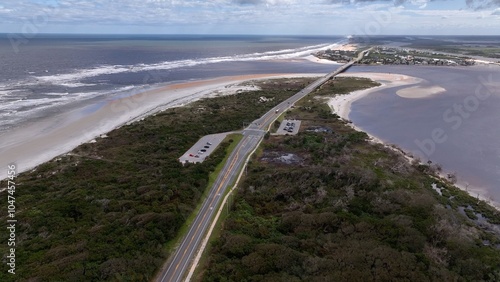 Schilderij op canvas Travel by the Florida coastline on A1A scenic byway passing through St Augustine