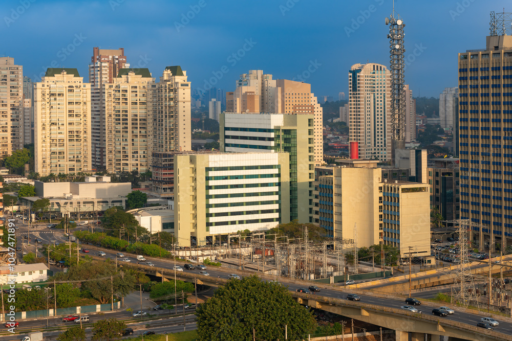 Fototapeta premium Cityscape of Sao Paulo at the evening, Brazil, South America