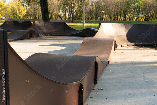 Canvas-taulu skateboarder active practice action slide skating skateboard skate skatepark ska