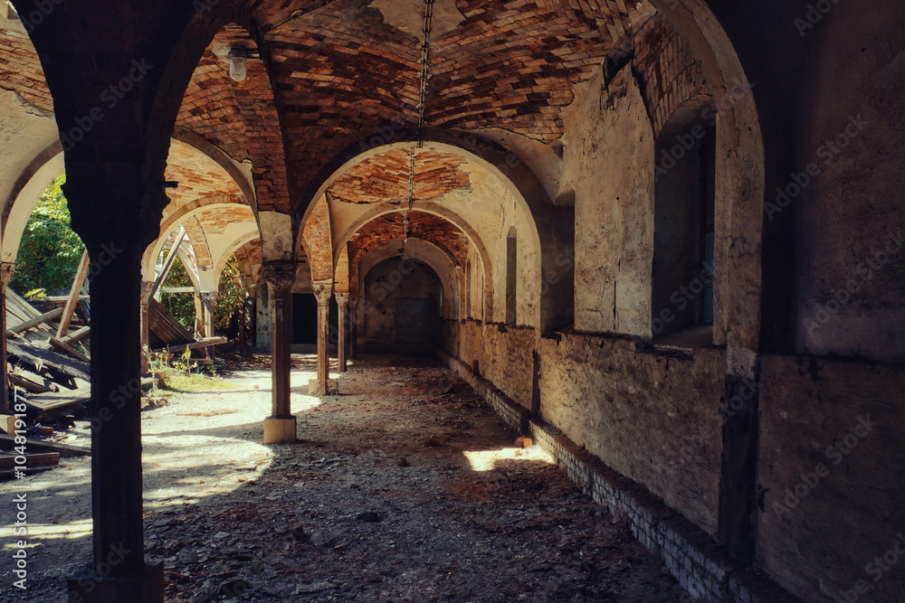 Säulen - Stall - Lager Halle - Beatiful Decay - Abandoned - Verlassener Ort - Urbex / Urbexing - Lost Place - Artwork - Creepy - High quality photo Säulen - Stall - Lager Halle - Beatiful Decay - Abandoned - Verlassener Ort - Urbex / Urbexing - Lost Place - Artwork - Creepy - High quality photo
