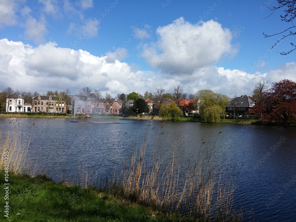 Obraz premium river in the city