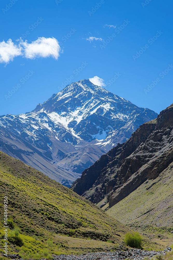 Fototapeta premium Serene Mountain Range Under a Clear Blue Sky