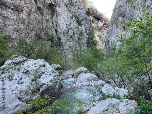 Mala Paklenica Canyon, Seline (Paklenica National Park, Croatia) - Die Schlucht von Mala Paklenica, Seline (Nationalpark, Kroatien) - Kanjon Male Paklenice (Nacionalni park Paklenica, Hrvatska) photo