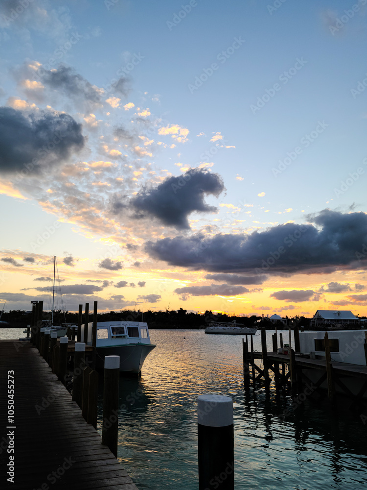 Obraz premium sunset at the pier