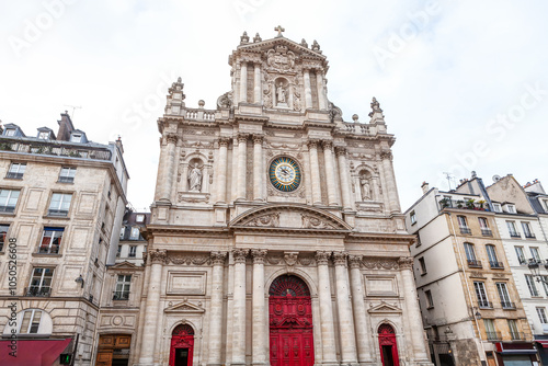 Obraz na płótnie Eglise Saint Paul Saint Louis in Paris is a stunning example of Baroque architecture. Cathedral Facade intricate stonework, paired with elegant sculptures w salonie