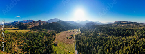 Obraz na płótnie Góry, Tatry Zachodnie w Polsce, panorama jesienią z lotu ptaka w salonie