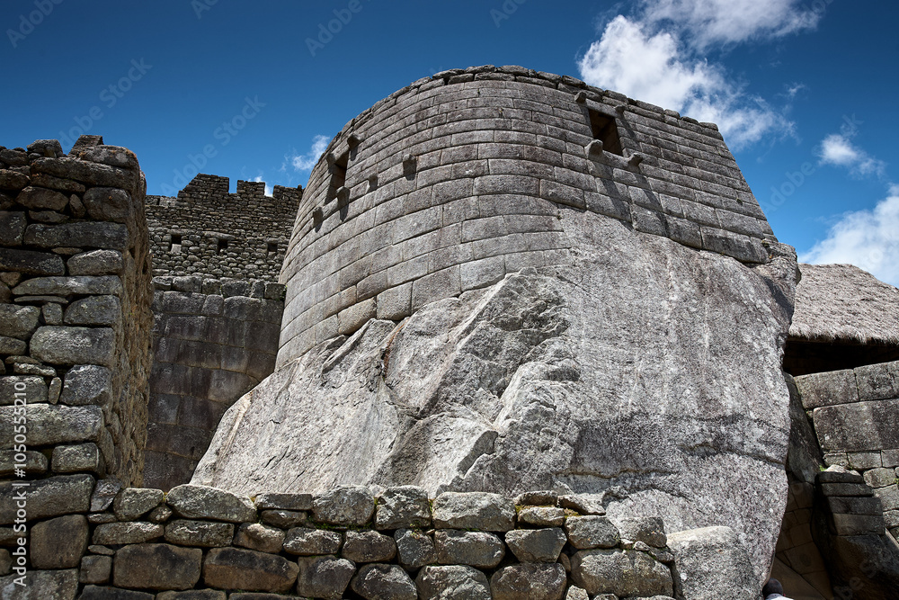 Fototapeta premium Machu Picchu is a 15th-century Inca citadel located in the Andes Mountains of Peru, near the city of Cusco. It was built around 1450 during the reign of the Inca emperor Pachacuti.