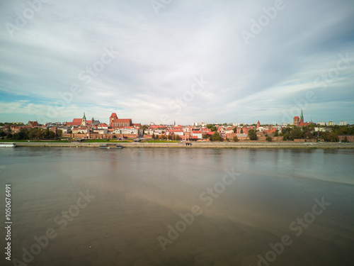Obraz na płótnie Top view of the old town in Toruń, Poland. w salonie