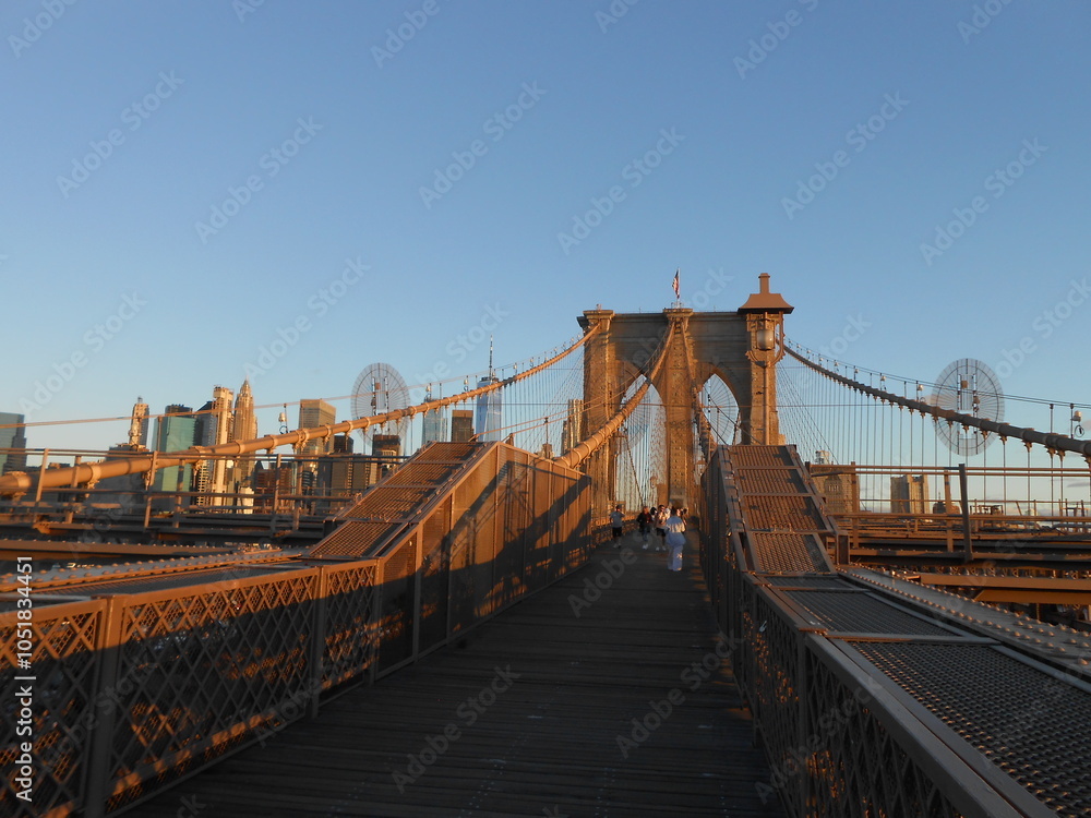 Fototapeta premium Brooklyn Bridge and skyscrapers