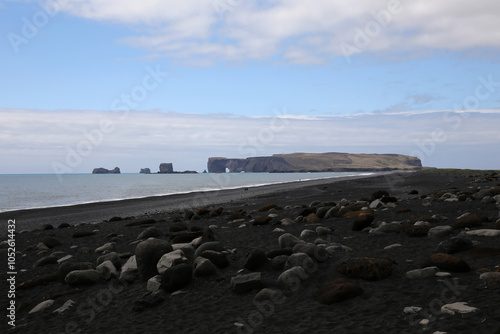 Landschaftsbild auf Island, Reynisfjara Beach, Black Beach