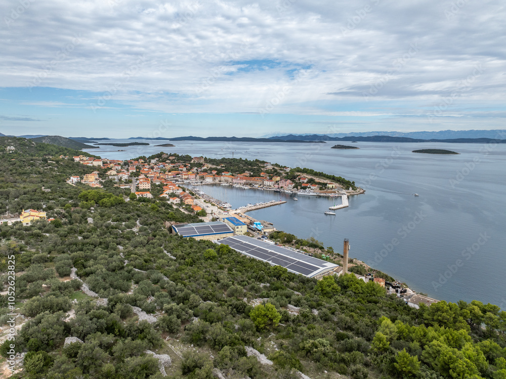 Obraz premium Croatia - Sali - Dalmatia - beautiful drone photo of the city of Sali 