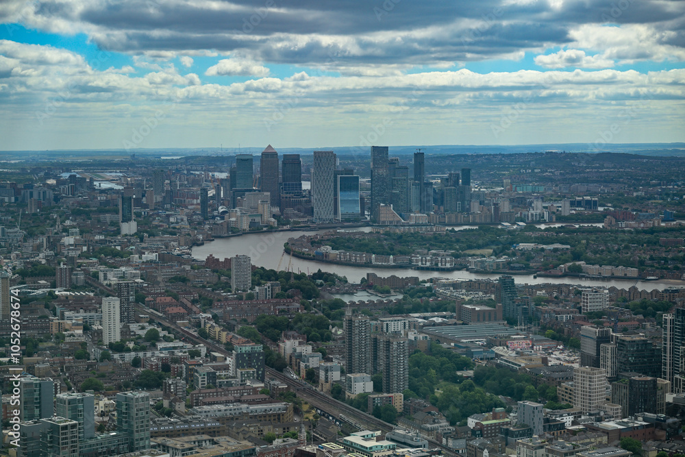 Fototapeta premium Canary Wharf - London, UK