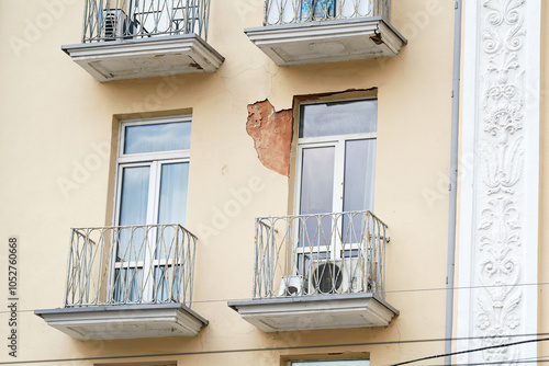 Valokuvatapetti Damaged balconies