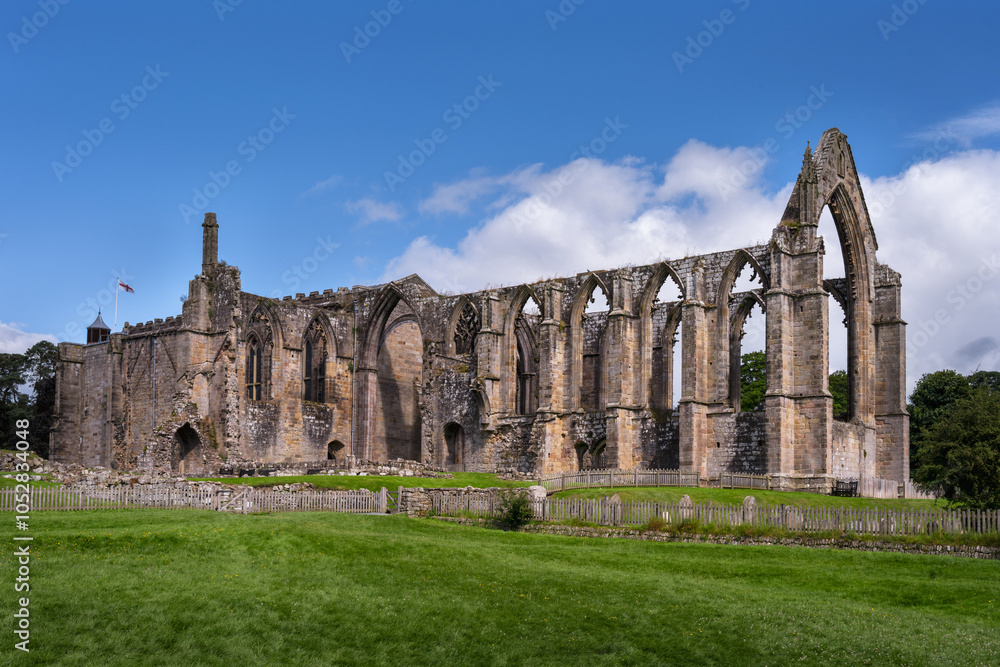 Fototapeta premium View of the ruins of Bolton priory in summer, North Yorkshire, England