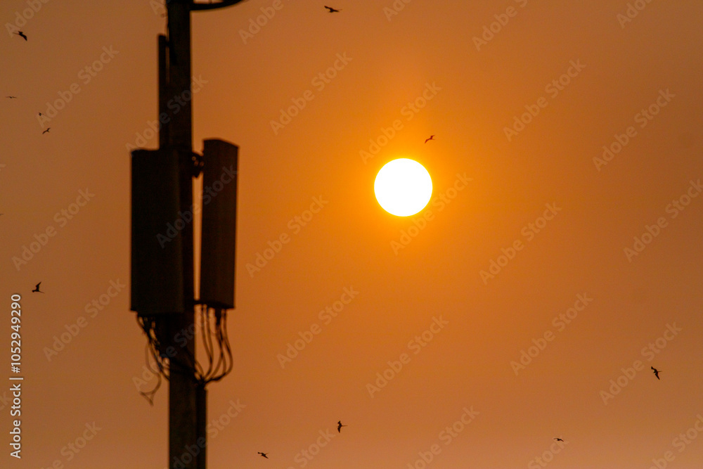 Obraz premium Sunrise at Copacabana Beach in Rio de Janeiro.