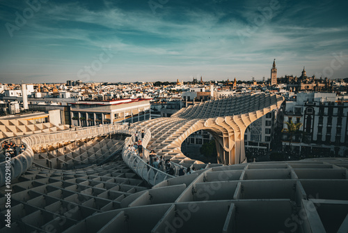 Couché de soleil au Metropol Parasol de Séville
