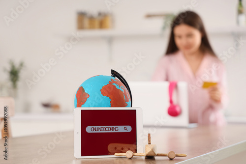 Tablet computer with open p...
