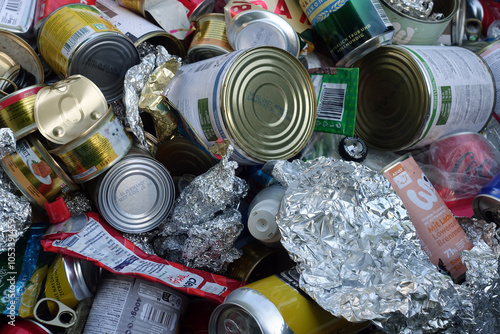 Dosen für Recycling