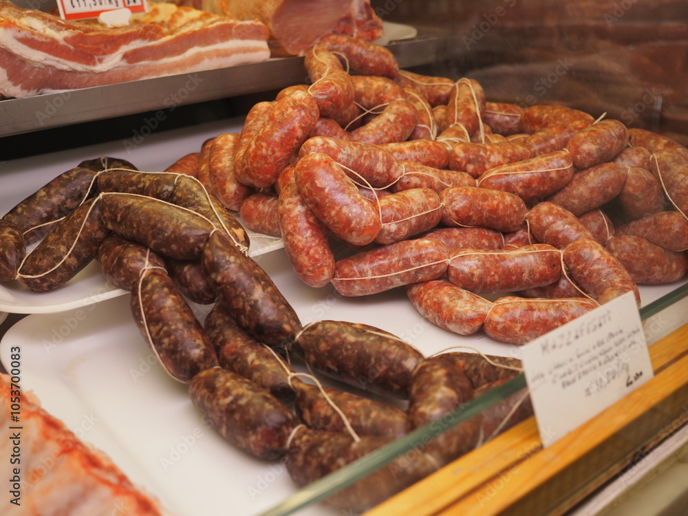 Vetrina negozio. Salsiccia mazzafegato umbria. Città di Castello Umbria Vetrina negozio. Salsiccia mazzafegato umbria. Città di Castello Umbria