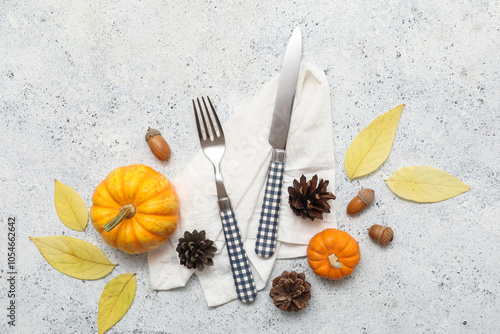 Autumn harvest table settin...