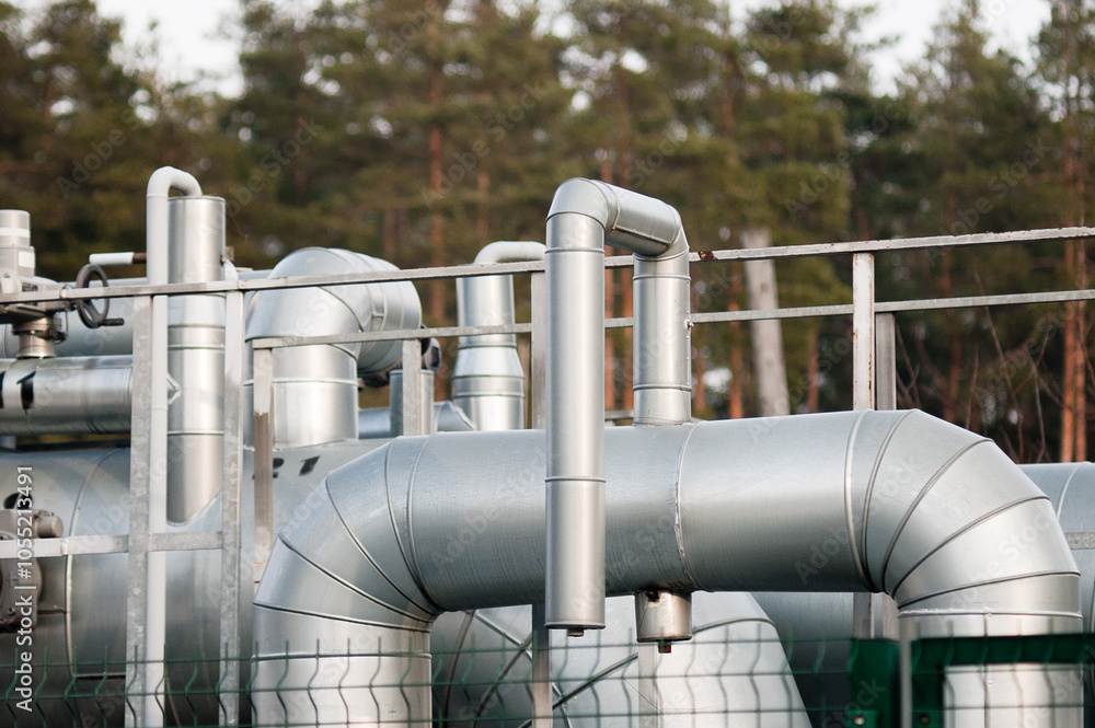 The photo shows a close-up of the pipeline structure and pipeline elements The photo shows a close-up of the pipeline structure and pipeline elements