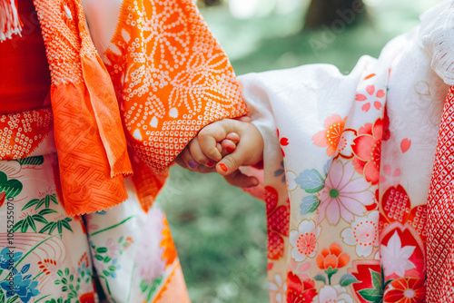 Wallpaper Mural ３歳と７歳の七五三 Torontodigital.ca